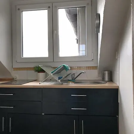 Le Cosy - Charmant Studio Chaleureux Au Centre De Apartman